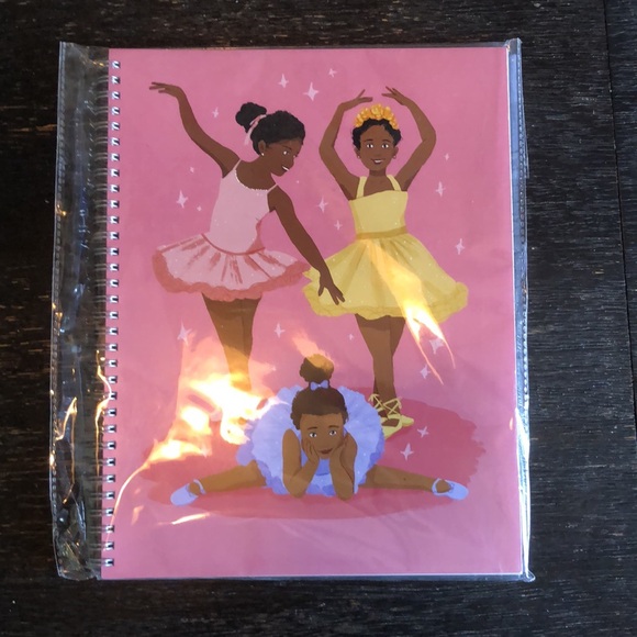 Yellow tote bag + 3 notebooks size 8.5x11 + 1 hard cover journal - Picture 4 of 6